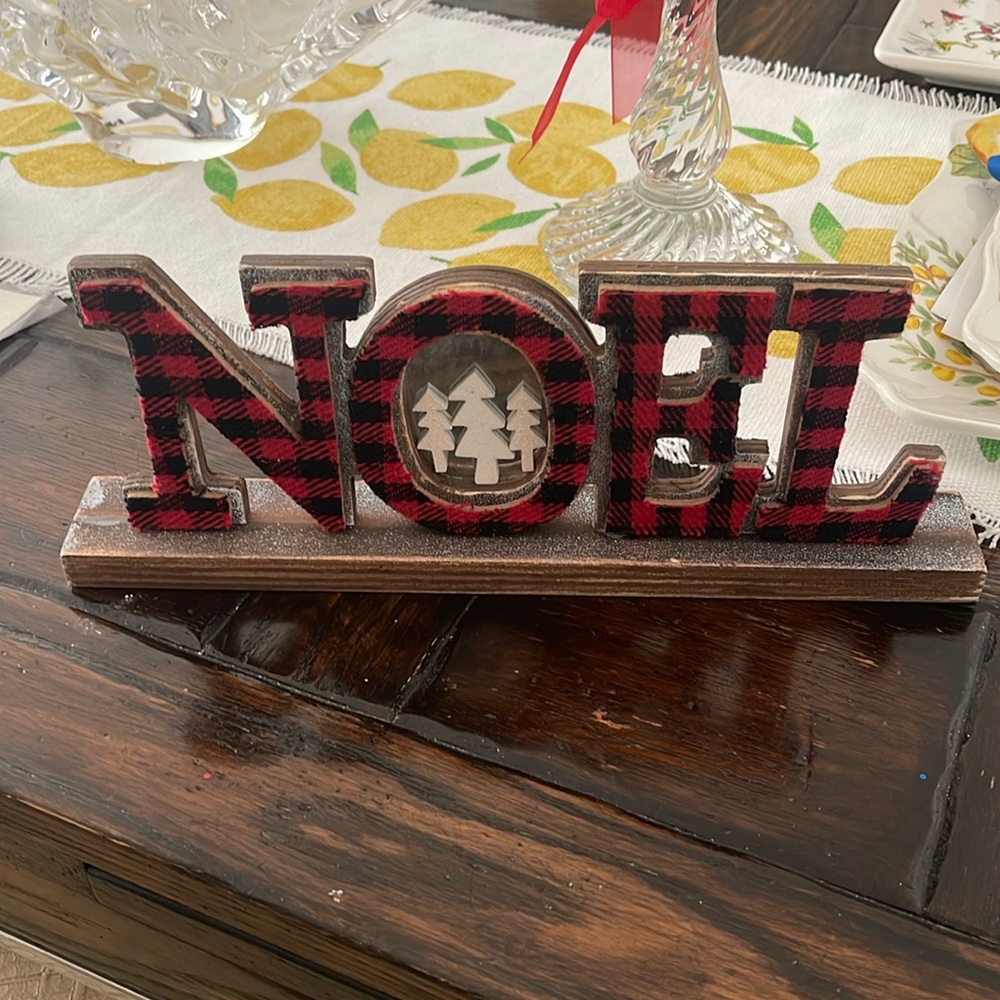 Christmas "NOEL" Wood & Red & Black Plaid Holiday Accent/Decor